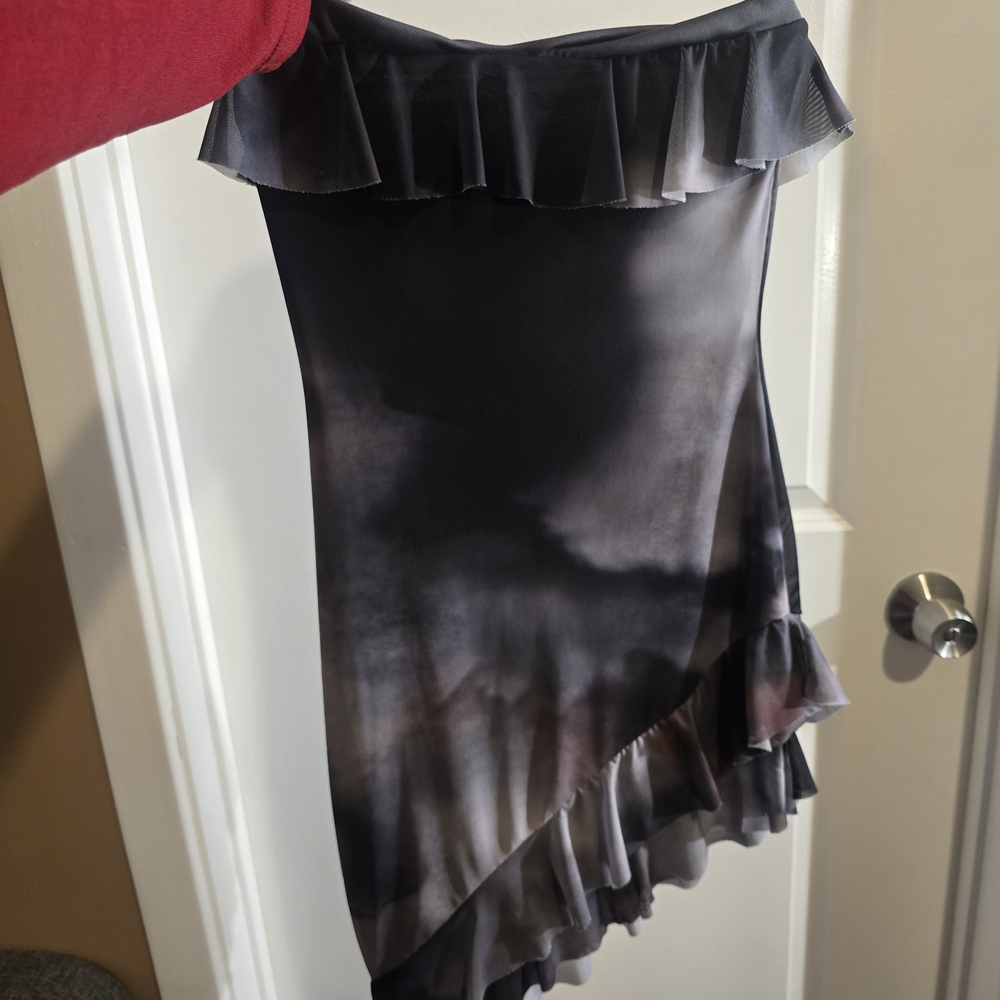 Blue Blush Asymmetrical Black and Gray Skirt